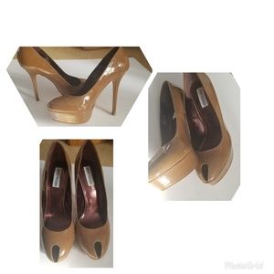 Steve Madden platform patent heel